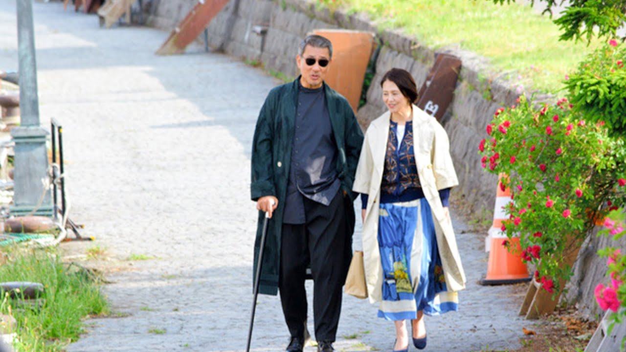 建議中年人看的日本催淚電影，當一段埋藏四十年的感情被挖掘，是繼續麻木的婚姻，還是聽從內心的指引！【阿奕】