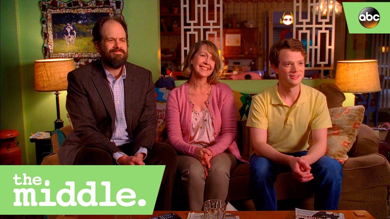 The Hecks Meet The Fergusons! - The Middle 8x19