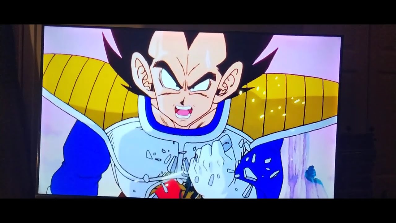 Dragon Ball Z - Goku's power level is Over 9000!