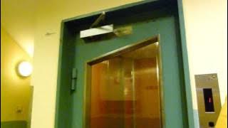 1957-1958 unknown traction elevator (1995 mod by KONE) @ Sigurds gate 1, Larvik, Norway