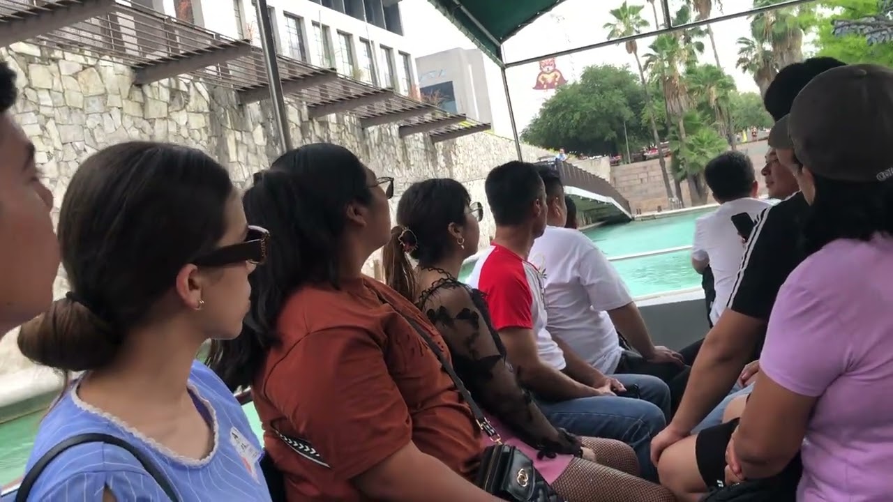 Paseo Santa Lucía Monterrey parte 2