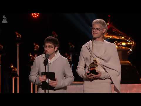 CA7RIEL & PACO AMOROSO Win BEST LATIN ROCK OR ALTERNATIVE ALBUM | 2026 GRAMMYs Acceptance Speech