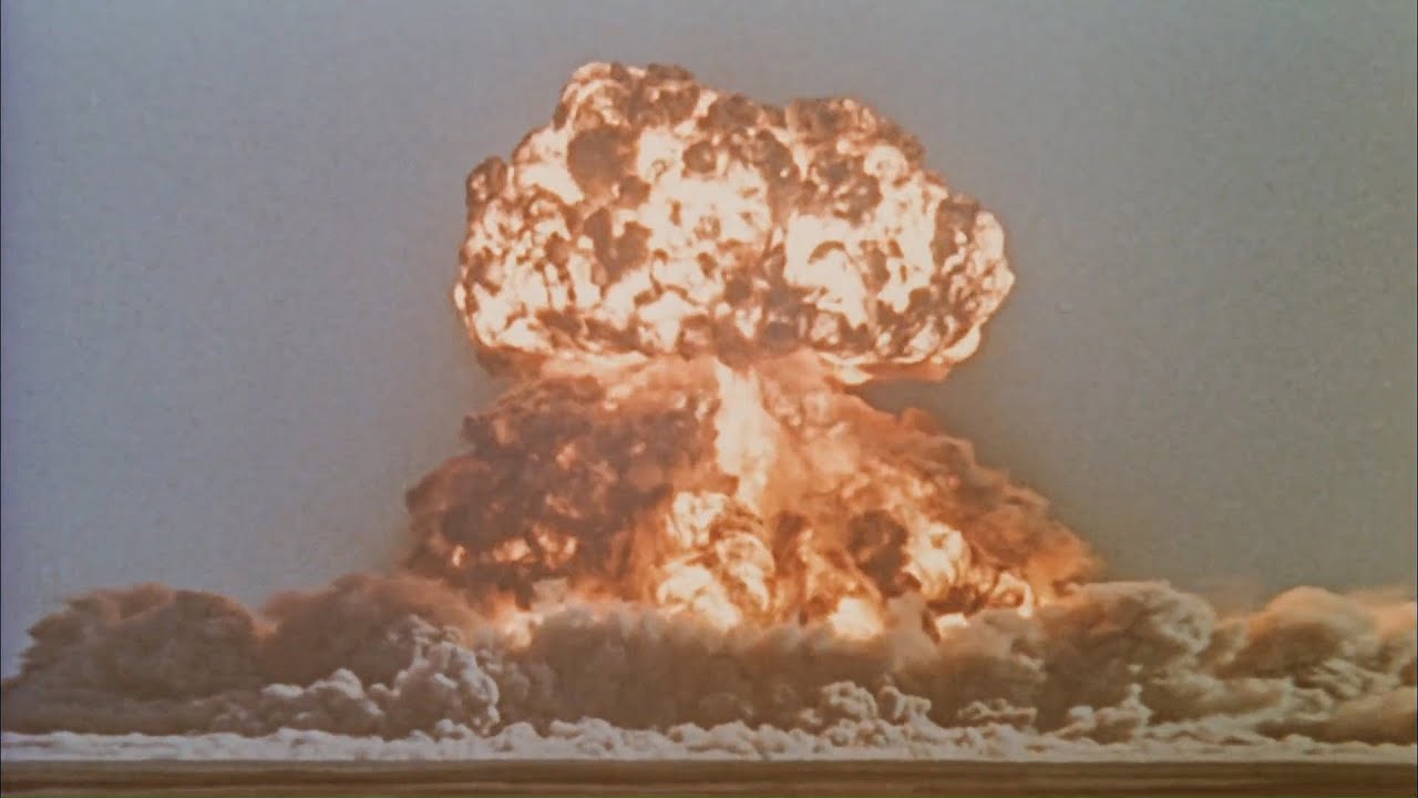 高分国产电影 中国第一颗原子弹爆炸成功 这意味着什么 Youtube