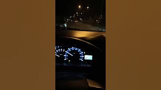 Story' WA IG nyetir mobil diwaktu malam hari