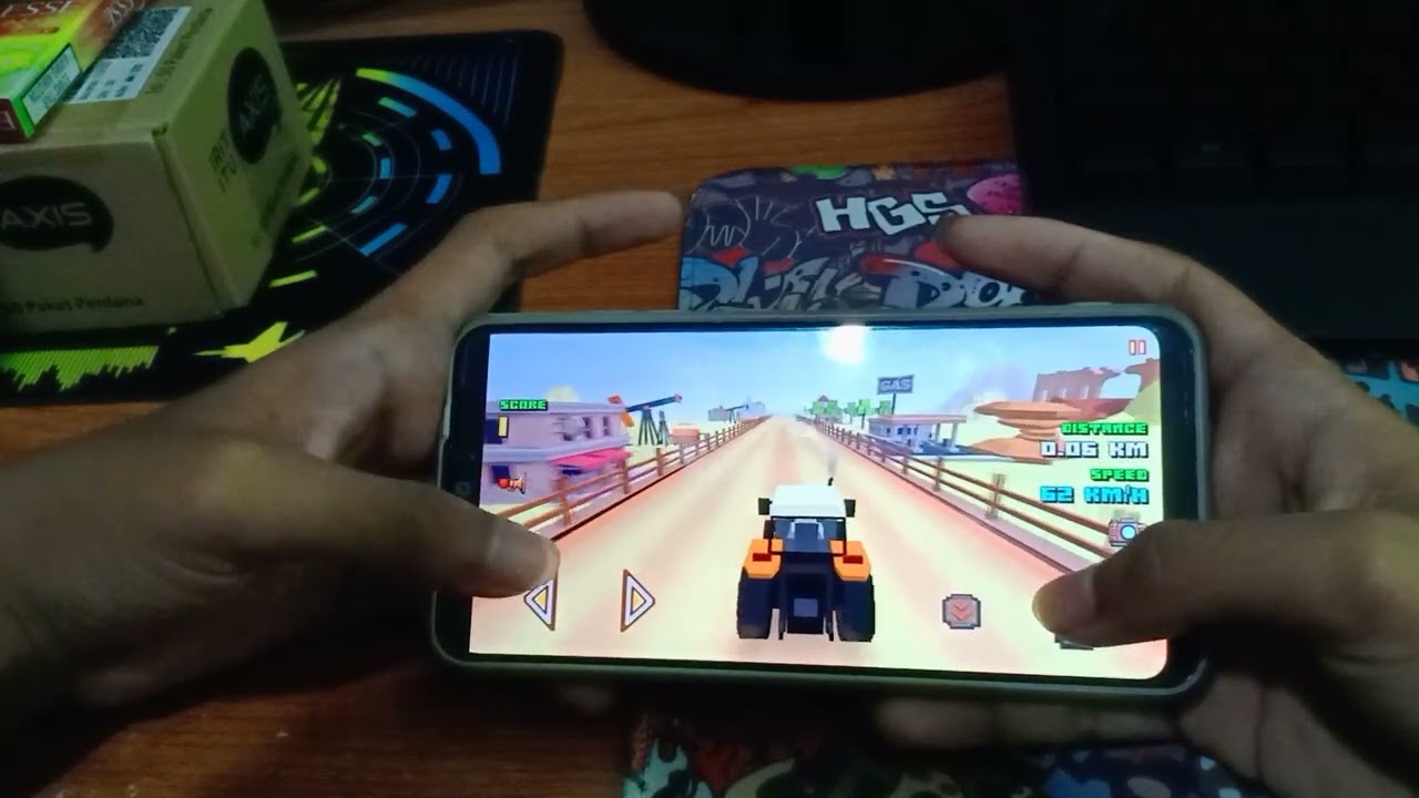 REVIEW AND GAMEPLAY : BLOCKY FARM RACING DAN SIMULATOR - LOMBA PANEN, DAN MENJUAL TANAMAN