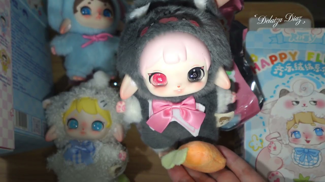 Unboxing Happy Fluffy Ruby Mystery Blind Box - YouTube