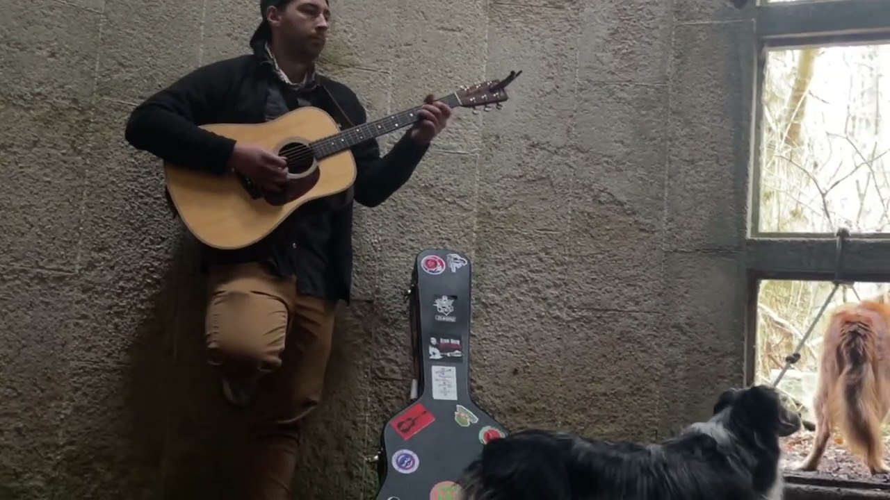 Feather + Flask - Silo Sessions - Elmeg