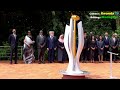 Kigali kwibuka30 fleurs et flamme  07 04 2024