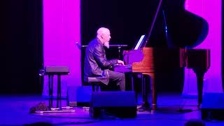 Jordan Rudess does some Bach at the Sofia