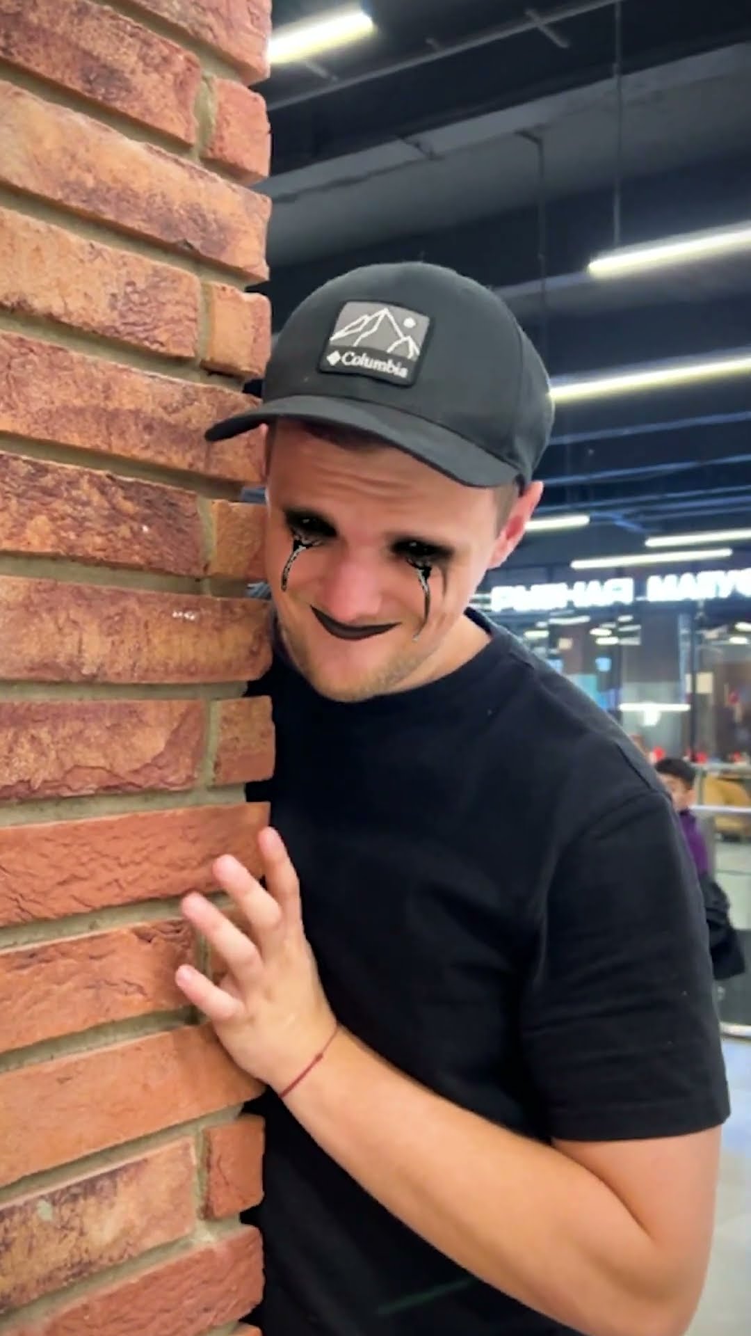 ЗОМБИ ПОДЖИДАЕТ ЭЛИ?‍♂️?‍♂️??