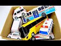 救急車とバスのミニカーが走る！サイレンあり！緊急走行テスト！