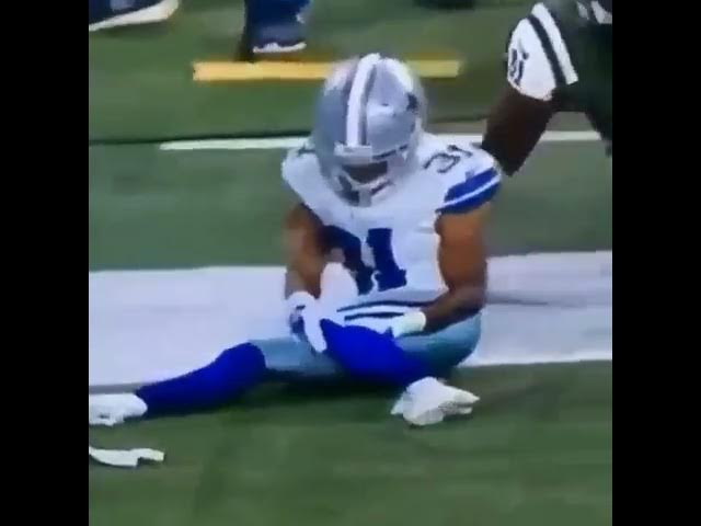 Cowboys DB Byron Jones pops knee back in place and continues to play😧️