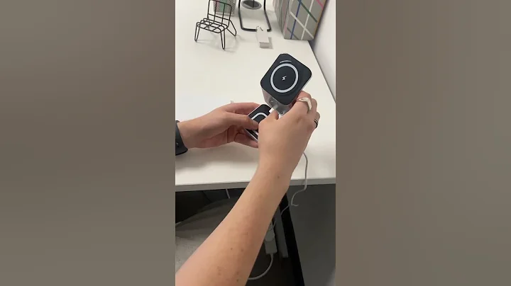 Declutter your space with this sick 3-in-1 wireless charger ⚡️ #wirelesscharger