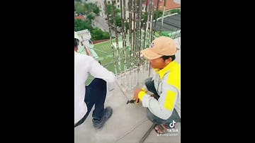 Trắc đạc định vị cột.