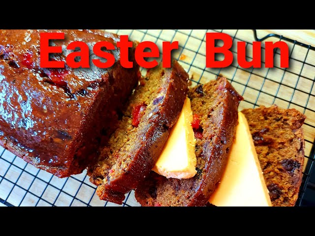 Jamaican Easter Spice Bun - Immaculate Bites