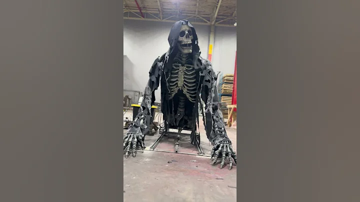 NEW FOR 2025 13' Crawling Reaper ScareFactory  #halloween #animatronics #scarefactory #transworld