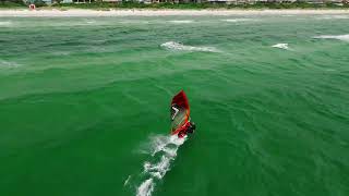 Windsurfers & Foils on Aspendale Beach