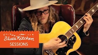 Allen Stone - Love [The Blues Kitchen Sessions] chords