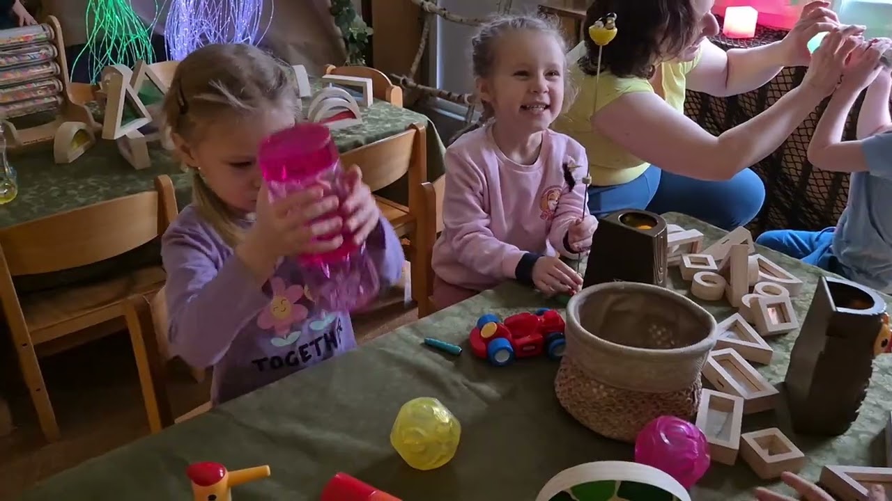 Las - zabawy sensoryczne w Maciusiu