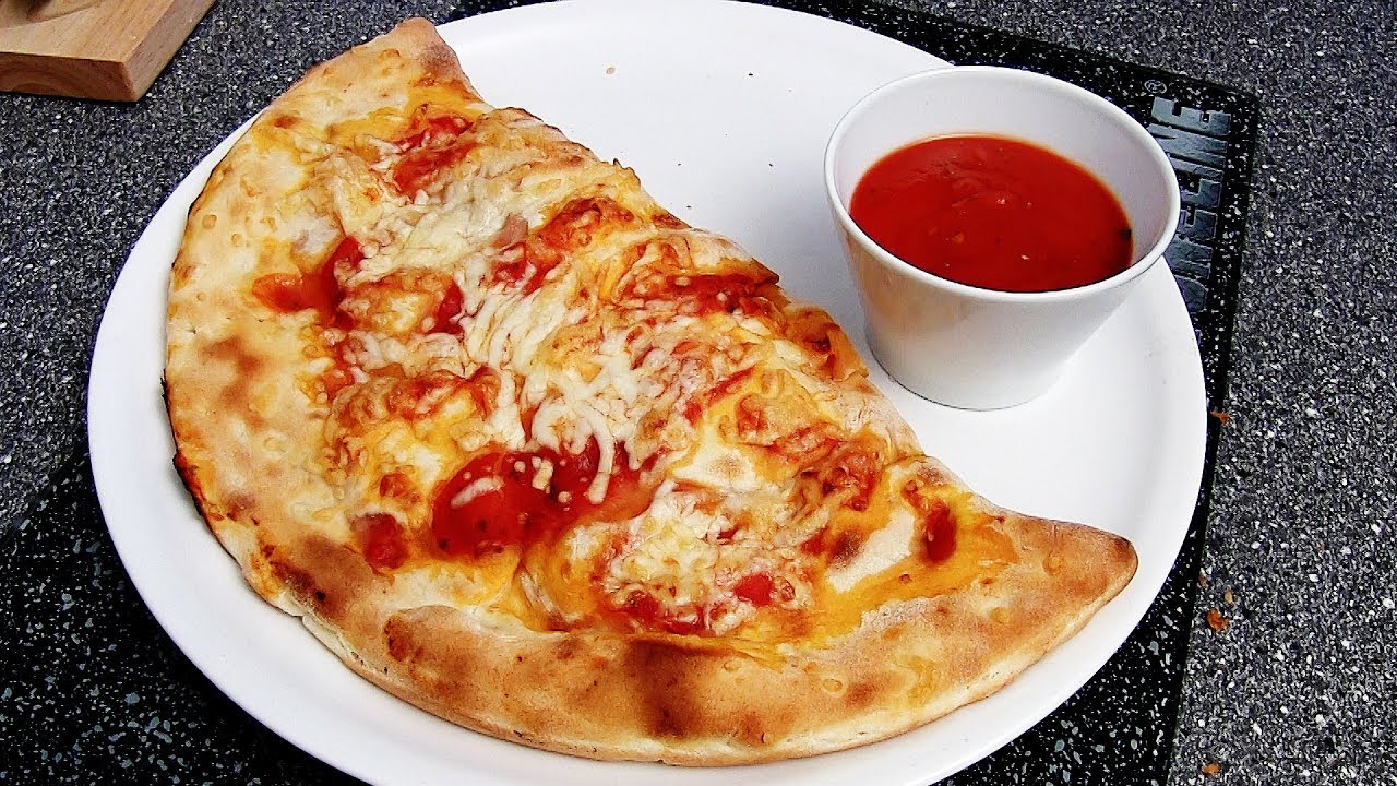 REZEPT SCHNELLE CALZONE MIT 4 MINUTEN BLITZ PIZZA TEIG schnell