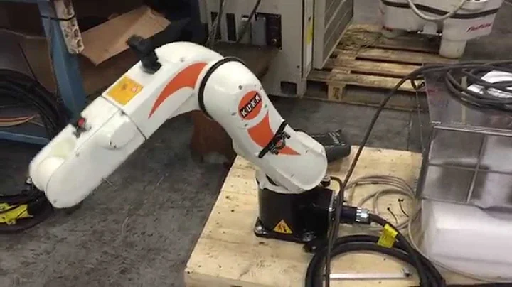 kuka kr5 sixx industrial robot