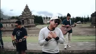 GUYONWATON feat @alifianaf_ - TIBO MBURI COVER (NDARBOY GENK)