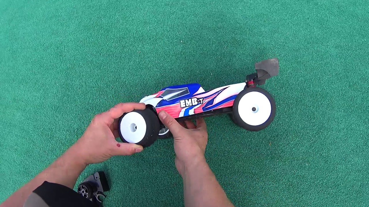 LC RACING EMBT 3s astro mvhs67 buggati - YouTube