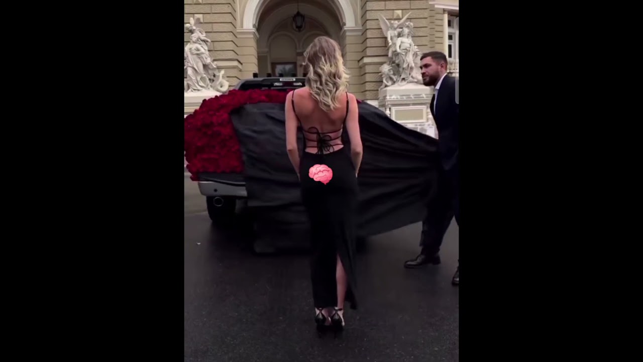 Building my luxe life from 0 💸💲 TikTok: @evafuturelux 