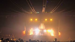 How can you have a day without a night Massive Attack, Singapore 2026. Long live the Resistance. 