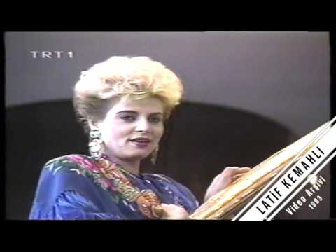 Kim Demiş ki Sevgiler - Müşerref Akay Trt 1 tv 1993 Türk Sanat Müziği Nostalji eski Konser Kaset10