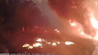 Dashcam Captures Speed Of Bushfire Resimi