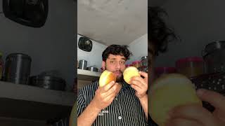 Ghr pe bana burger vs bajar ke thele ka burger😋 vlog 1017 #shorts  #vlog  #viralvlog # short