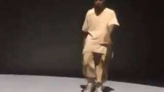 Kanye Dancing to Terraria Jungle music