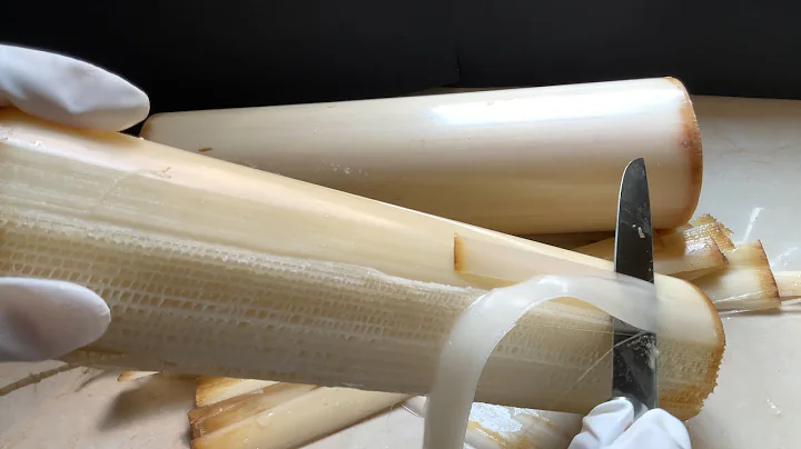 Try making thread for weaving form banana tree stems at home