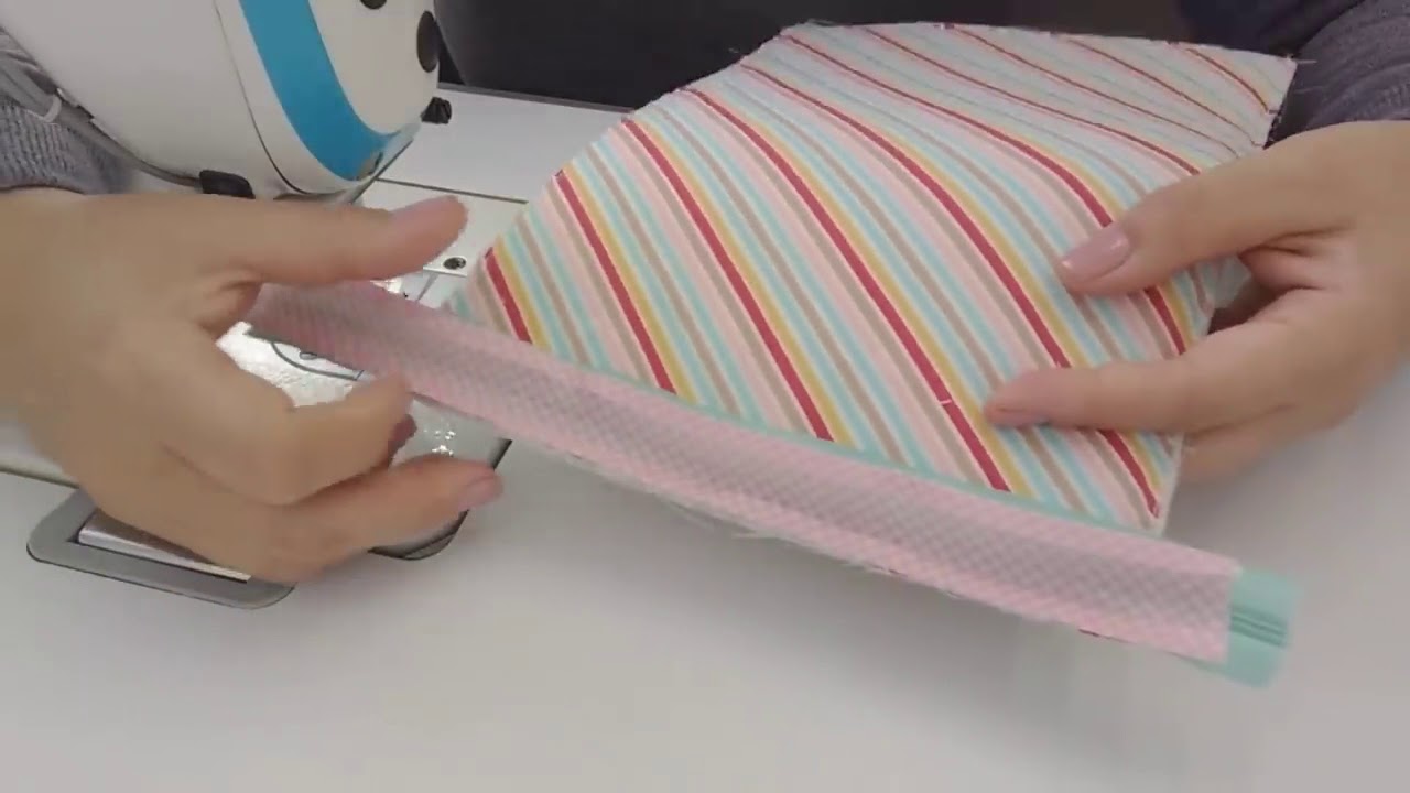 DICA - Acabamento em Nécessaire usando Viés + Zíper   By Fê Atelier