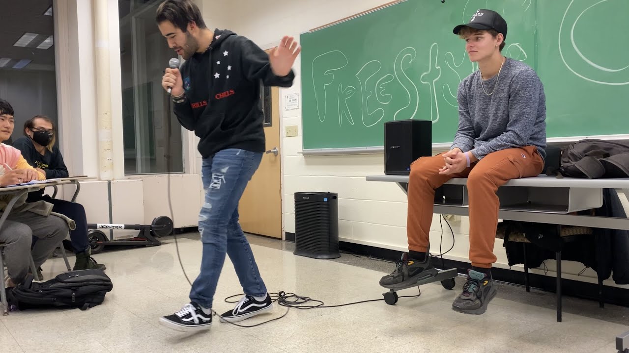 An Average Monday at UMass Amherst | Part 2: Freestyle Club Vibes - YouTube