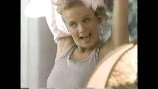 Comercial de televisión musical de 1987 de modelos de Soft & Dri screenshot 4