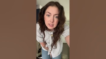 These low-rise jeans fit like a dream!!