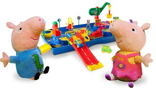 Jeux Pour Enfants Avec Peppa Pig Jouets. Le Jouet Intéressant Pour Peppa Et George