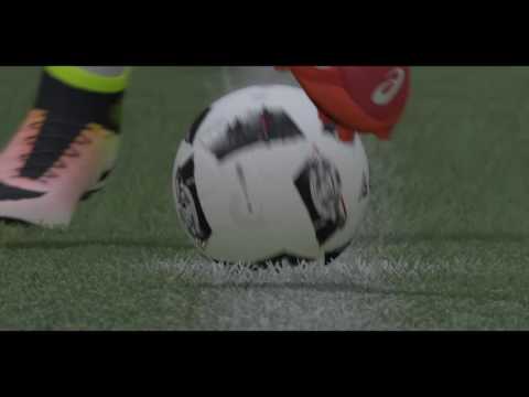 Best referee ever?!