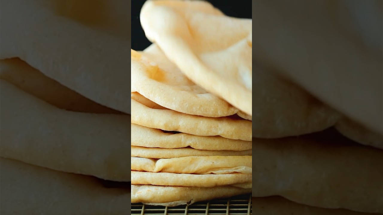 This Pita Bread Actually Puffs! 😍 (No Store-Bought Ever Again) #shorts