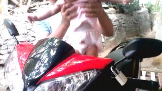 Motor .. brem .. brem