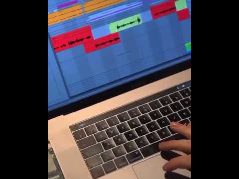 Isac Elliot -