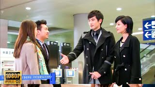 Full Movie時隔4年妻子再次見到失蹤的出軌丈夫他身邊卻有了別的女人