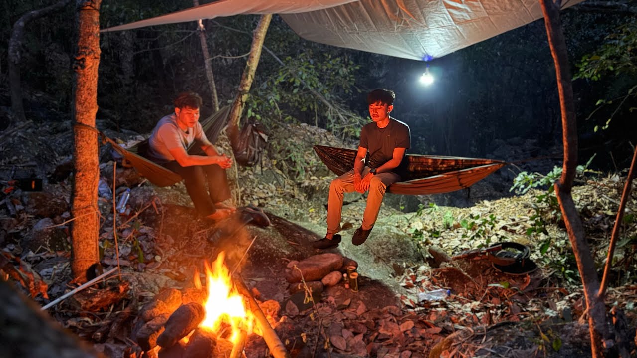 นอนป่าหน้าแล้ง 2คน1คืน อากาศร้อนเหมือนไฟ ทำแกงป่าหมูผัดเผ็ดสุดอร่อย!