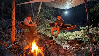 Download Lagu นอนป่าหน้าแล้ง 2คน1คืน อากาศร้อนเหมือนไฟ ทำแกงป่าหมูผัดเผ็ดสุดอร่อย! MP3