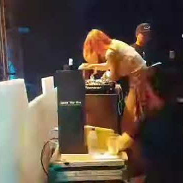 Dj butterfly - melorot dadanya keliatan(3)