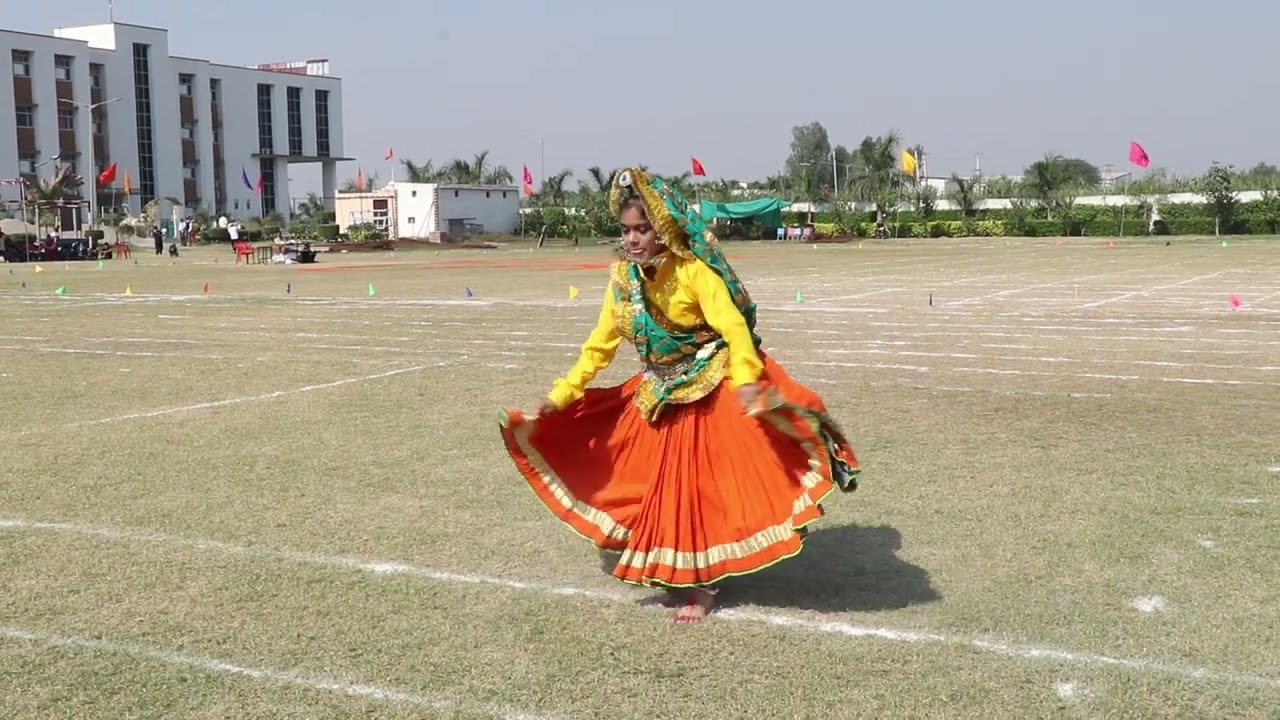 Nayi Naveli Naar Solo Dance Performance - The Aryan International School - Kaithal