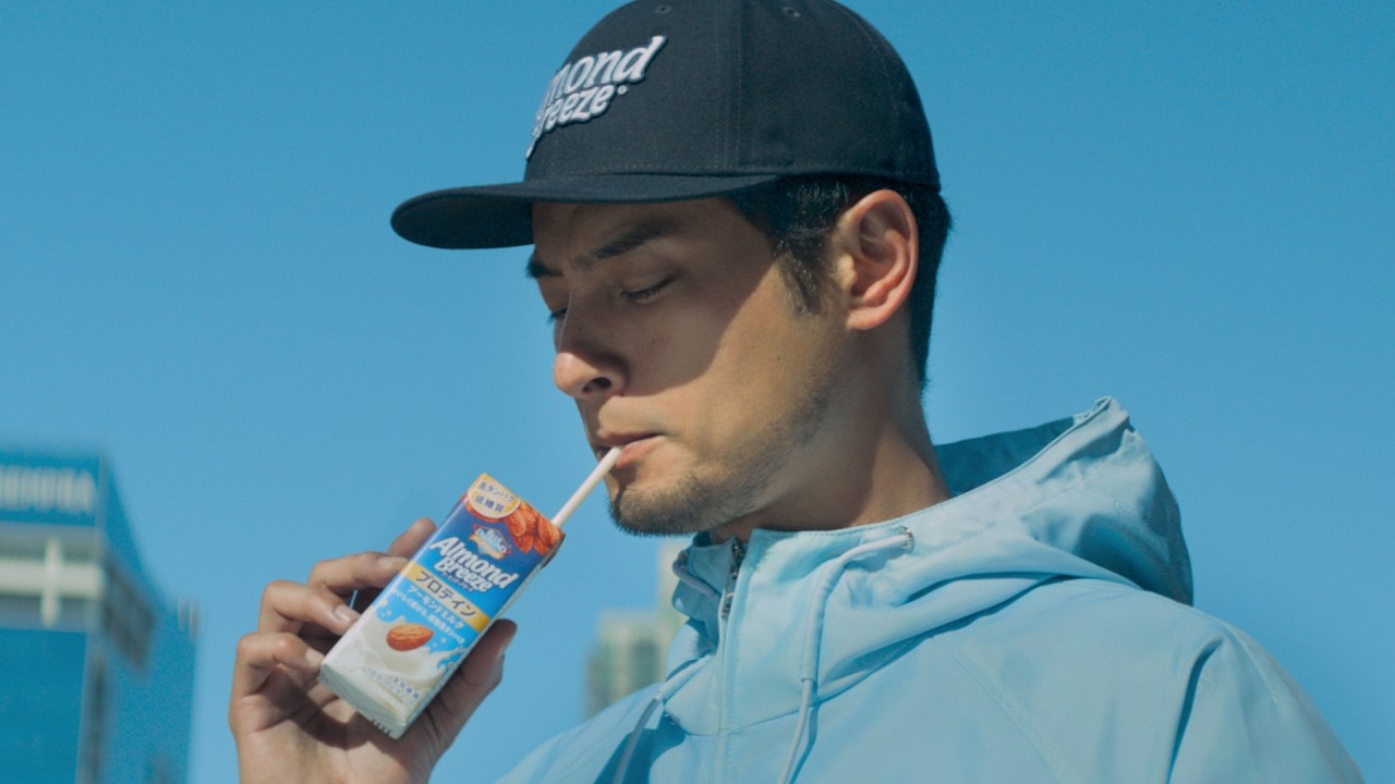 ダルビッシュ有、12年愛飲の「アーモンド・ブリーズ」新CM出演