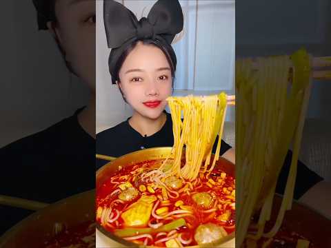 <strong>enjoy</strong> asmr eating a bowl of noodles 🍜 #shorts #mukbang #food
